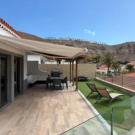 Sunset Tauro Villa *